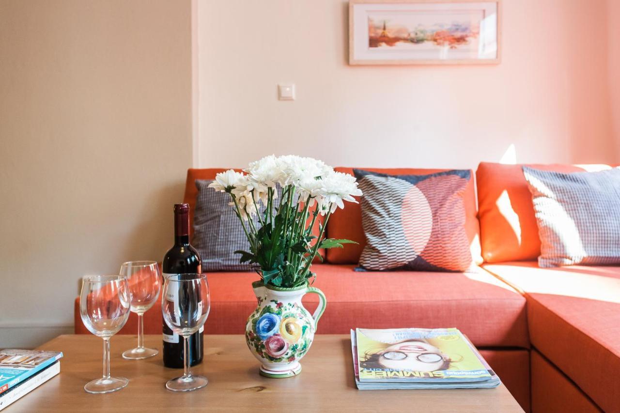 Tostay-Unique Apartment Hotel In Athens Center! エクステリア 写真