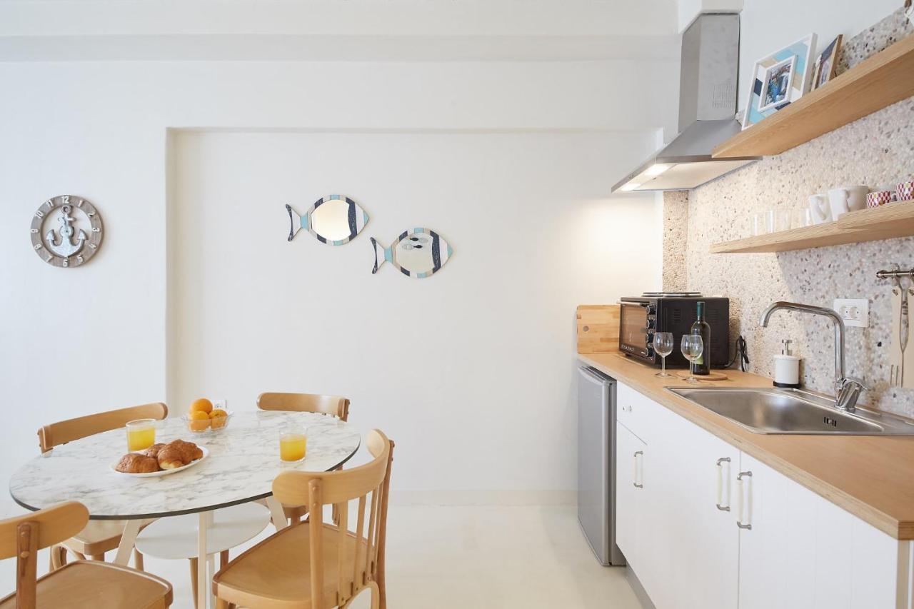 Tostay-Unique Apartment Hotel In Athens Center! エクステリア 写真