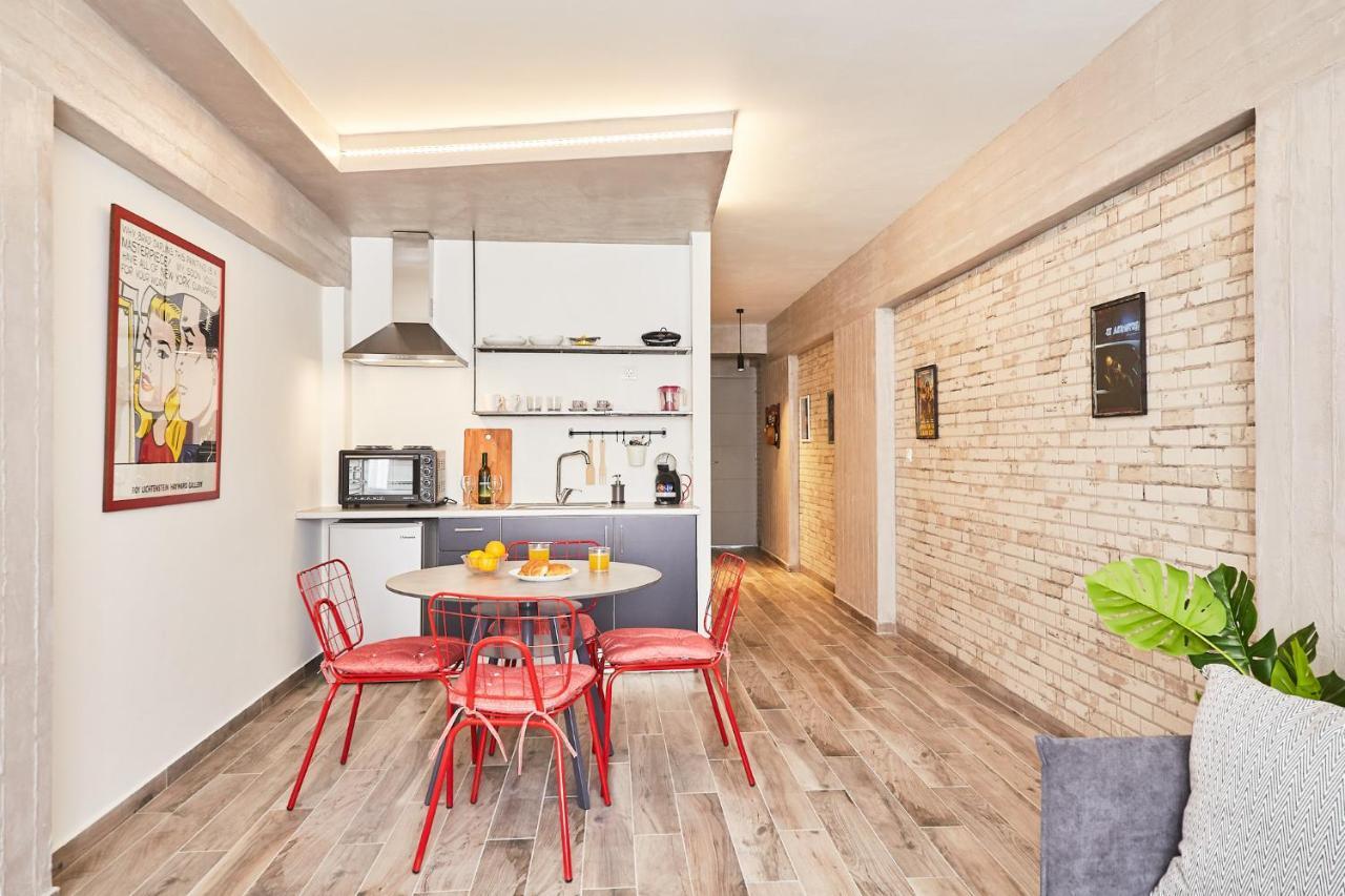 Tostay-Unique Apartment Hotel In Athens Center! エクステリア 写真